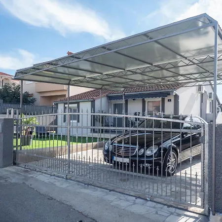 Apartman Sandra Daire Trogir