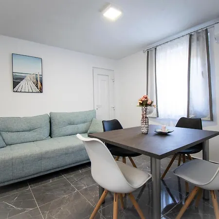 Apartman Sandra *